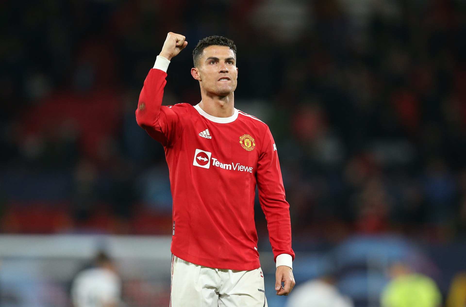 曼联重磅引援曝光,新帅点名要买,辅佐c罗冲冠军!