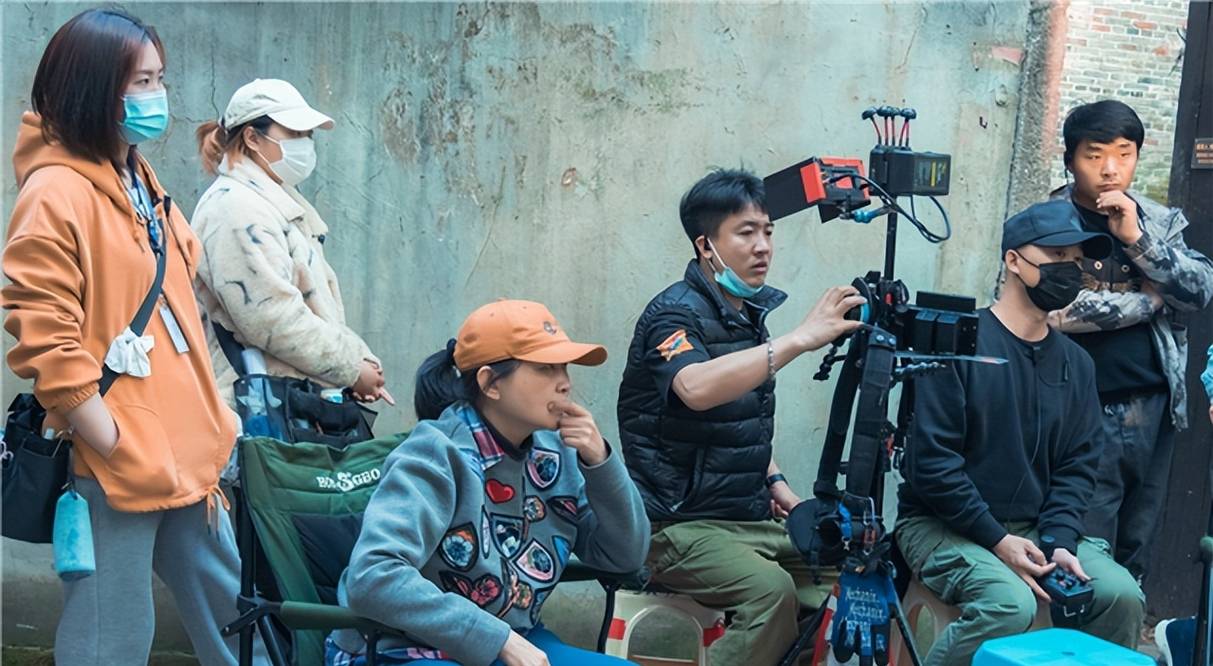 原创梦华录豆瓣评分85导演杨阳晒合照感谢刘亦菲等主演