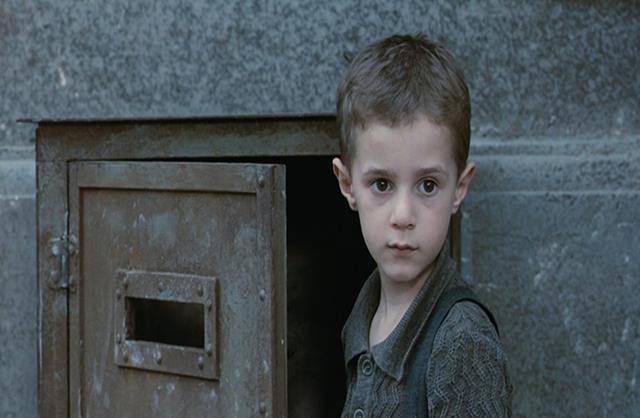 跨越25年经典《美丽人生》,战争是残酷的,要珍惜身边每一个人_圭多