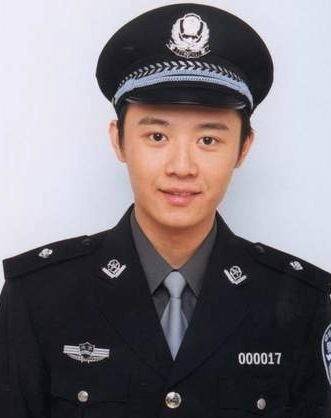 重案六组21年演员差距大有人锒铛入狱小配角逆袭成老戏骨