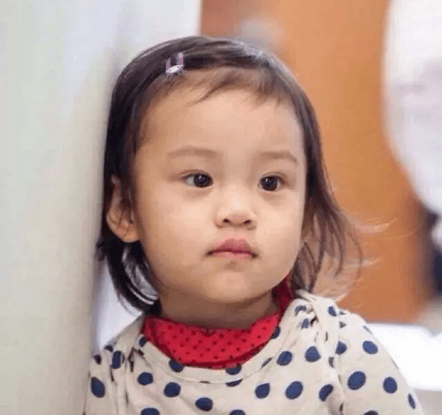 原创李小璐7岁女儿和杨幂5岁女儿差距太大了小糯米才是真公主啊