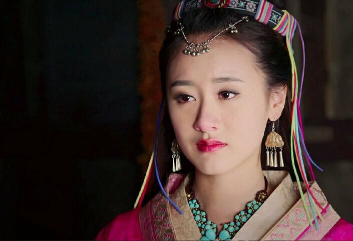 袁冰妍在《芈月传奇之战国红颜》中饰演的青儿,剧中的她虽是女配,但在