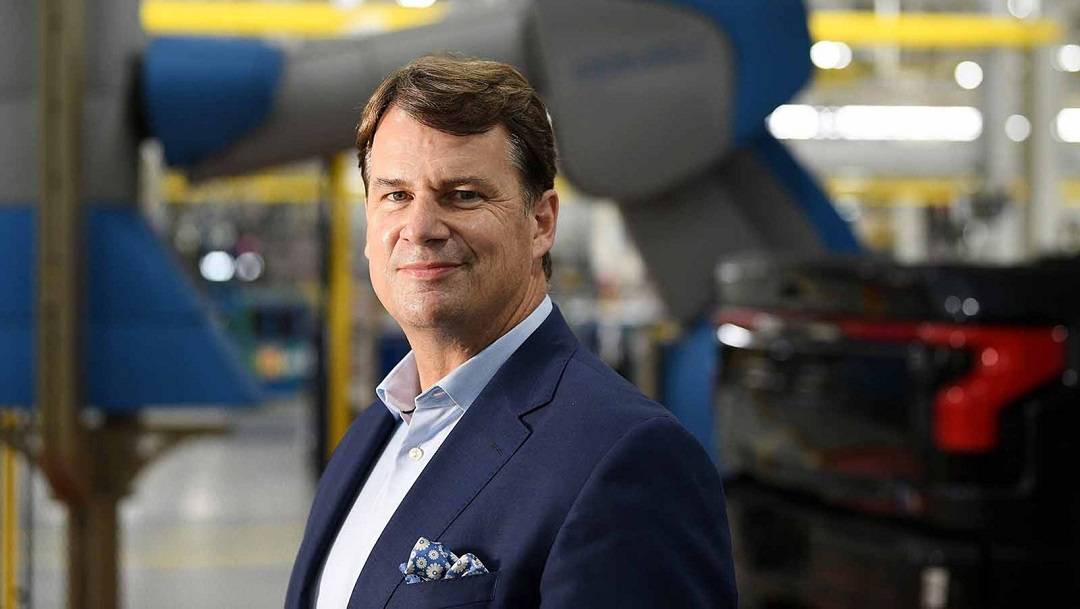 电动车要陷价格战看看福特ceo怎么说