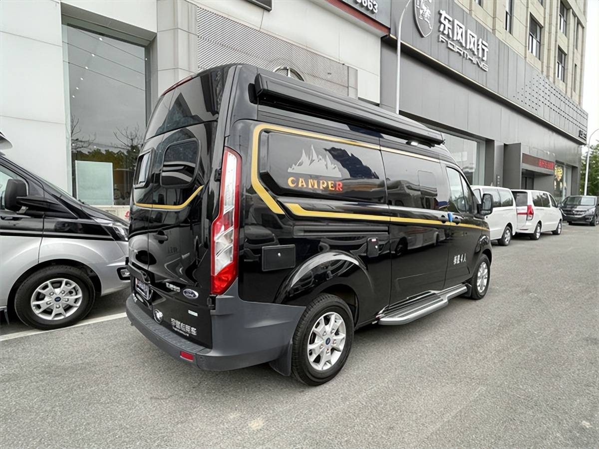 新款宇通b520福特多功能商旅房车,v362中轴中顶更好通过性