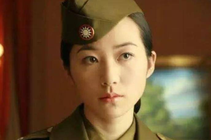 4位拍軍旅戲的女明星穿軍裝各有風格第1位最有氣質