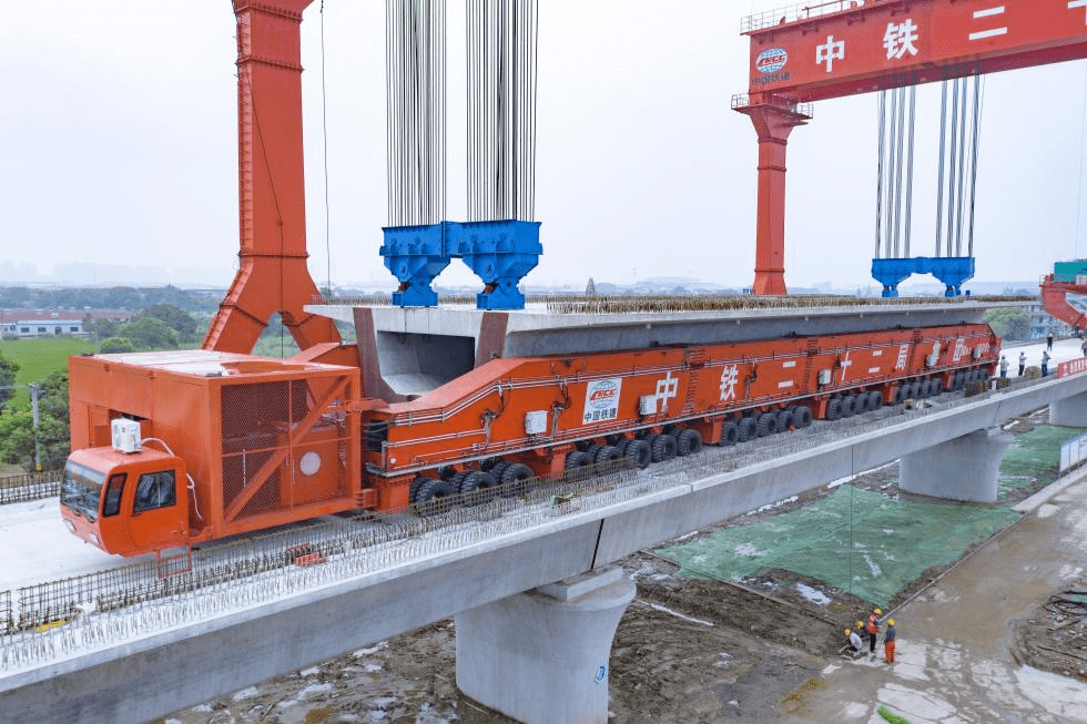 大国重器!汉江重工研发生产铁路"神器"_设备_米简_团队