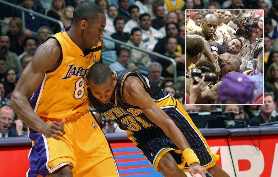 6分躺冠!科比生涯最差总决赛是抱奥尼尔大腿?