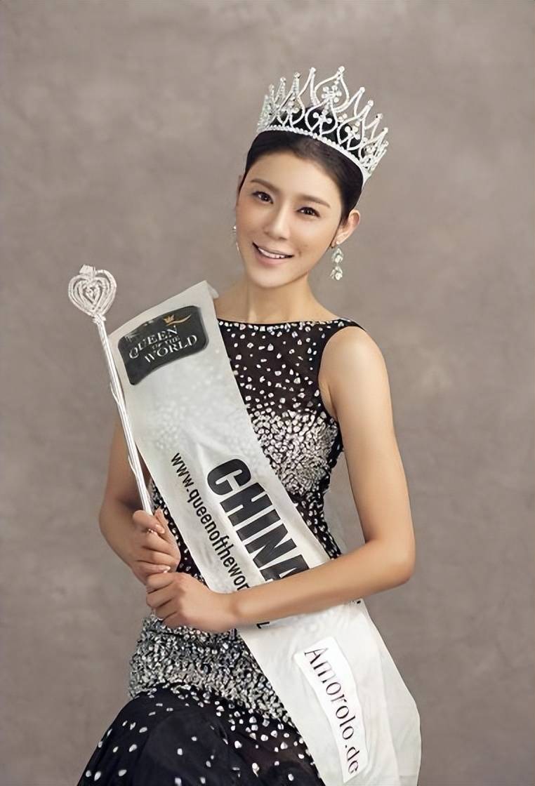 原创赵雅淇模特出身的她身姿撩人魅力四射错把滥情当爱情