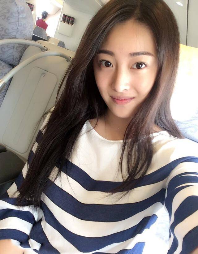 《巴啦啦小魔仙》的四位魔仙小蓝,陈雨薇淡出圈,00后的她最红