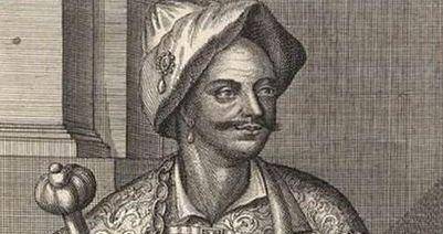 历史上的伊斯梅尔跟艾哈迈德·曼苏尔一样,都是非常杰出的君王,政绩