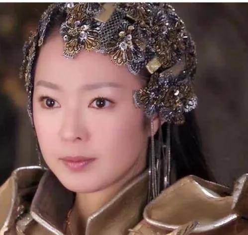 11《宝莲灯前传》张倩饰狐妹狐妹,小玉的母亲,虽然是狐狸精,但心地