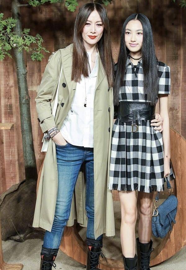 任晴佳_性格_照片