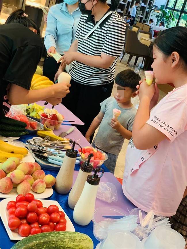鲜果冰纷唤醒夏日金科君悦公馆水果捞diy活动圆满落幕