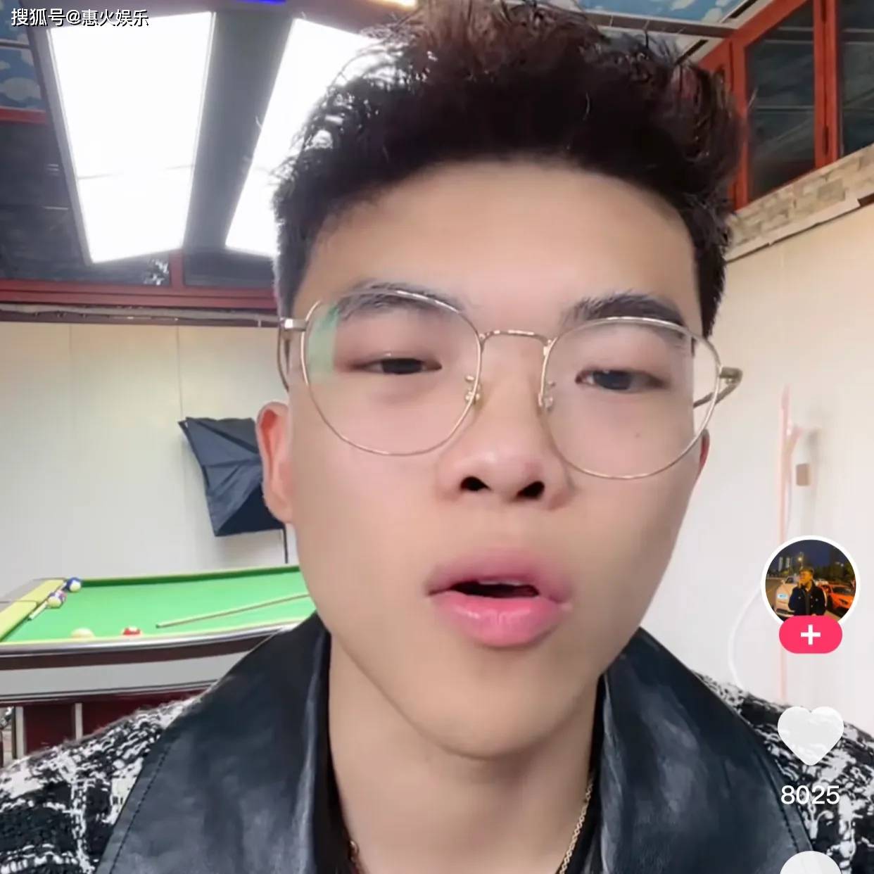 我就是快手的一名主播,靠着直播来维持生活,是一个20岁的孩子,根本不