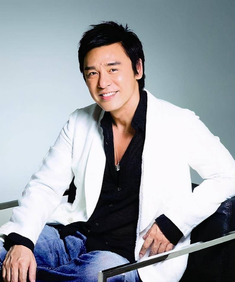 原创67岁钟镇涛晒近照意外曝光过亿豪宅曾被前妻败光家产