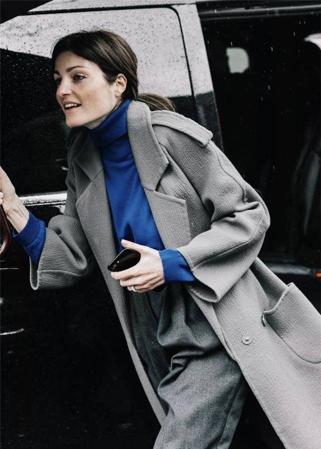 原创2022年高级灰火了它的最美配色帮你备好了照着穿好美