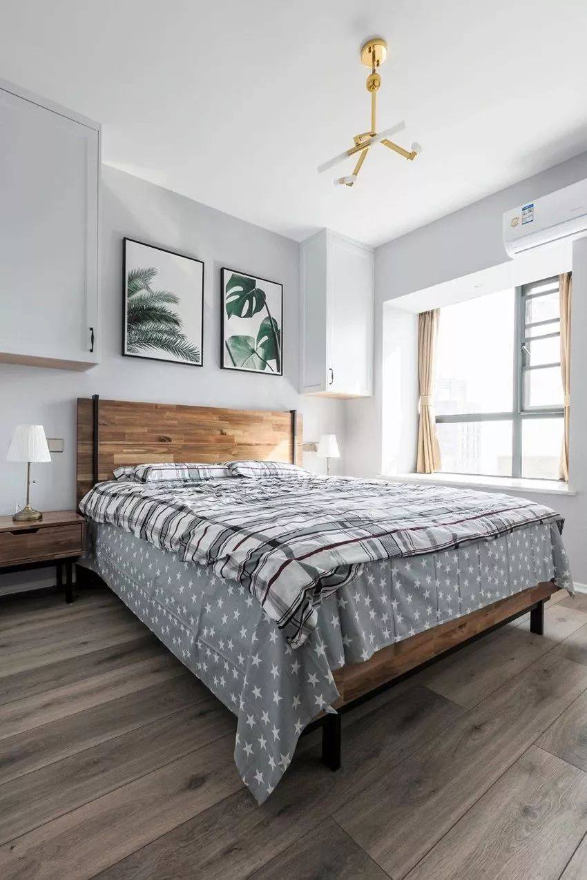 卧室铺木地板,什么颜色最好看?一大波美图送给你~_灰色_色调_原木色