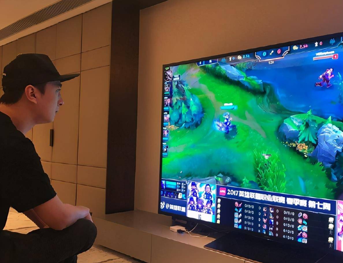 王思聪豪宅意外曝光,位于全世界最尊贵住宅区,还和贝克汉姆邻居_电视