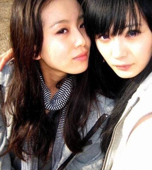 原创刘诗诗探班杨幂2花旦搂肩走路情谊深可惜仙剑三美却难重逢