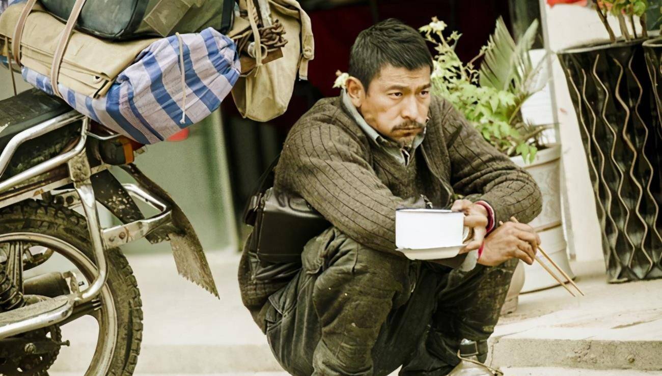 原创刘德华超凶拍戏现场曝光崩溃痛哭摔杯怒吼现场搭档表示太可怕