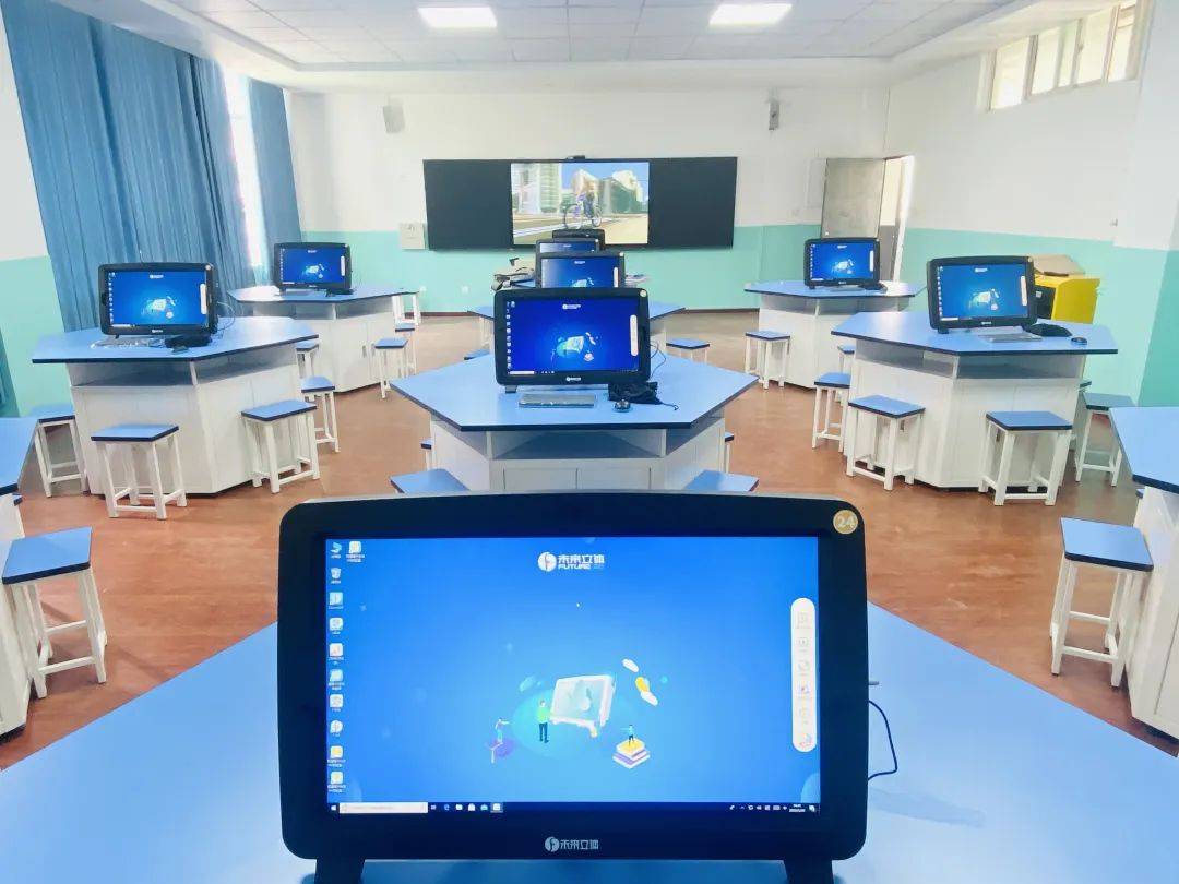 西藏昌都4所高级中学建成虚拟现实实验室助力教学飞速提升
