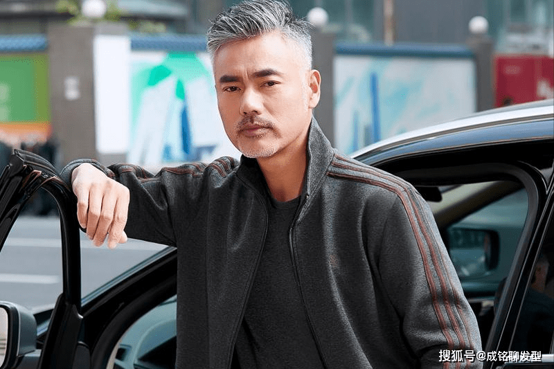 步入中年白发越来越多,你会选择染发吗?托尼老师给出三个建议
