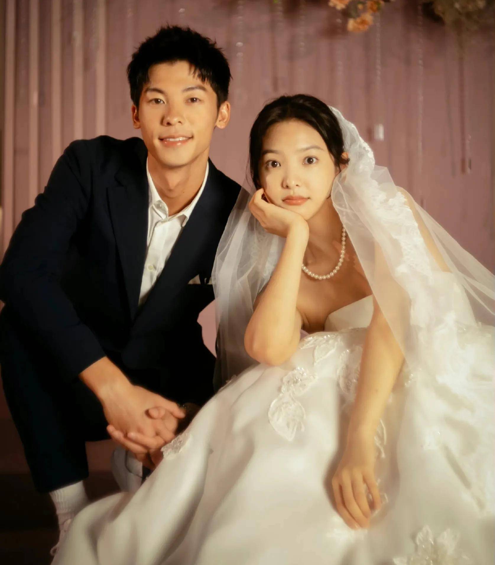 原创国民初恋章若楠哭时楚楚动人笑时甜美灿烂