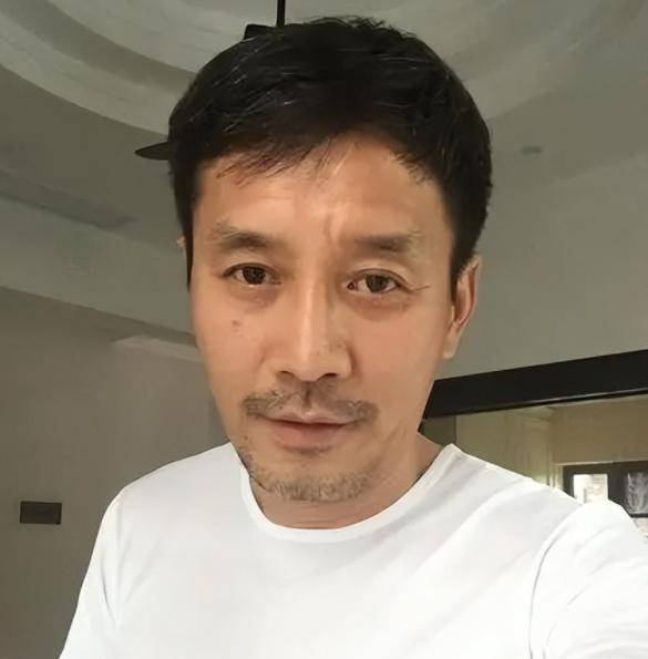 原创配角之王田小洁出道20年0绯闻对江珊一眼定情视继女如己出