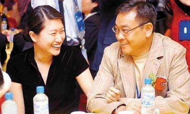 尔冬升:爱过5个女人,和妻子相约丁克一生,61岁却和情人生娃_张曼玉