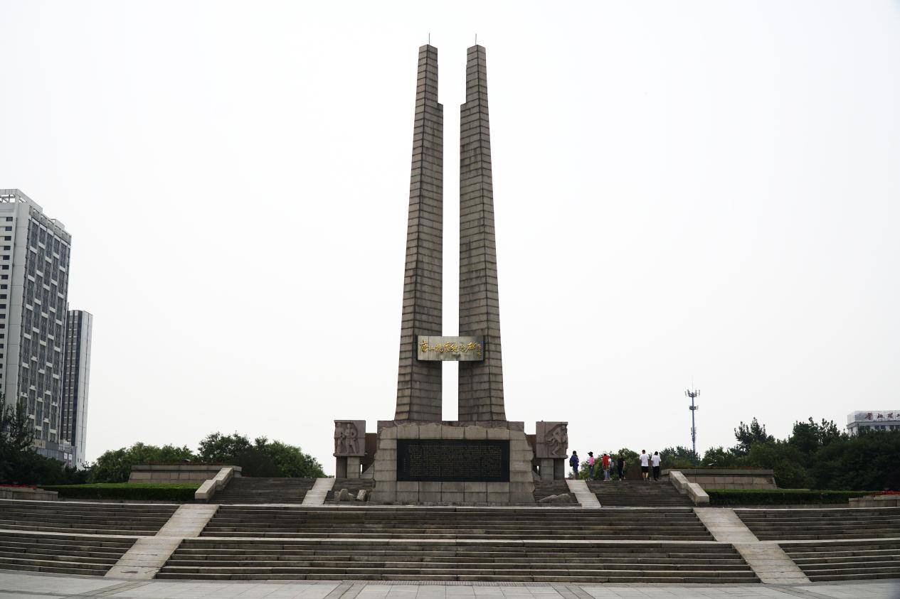 原创走进唐山抗震纪念馆