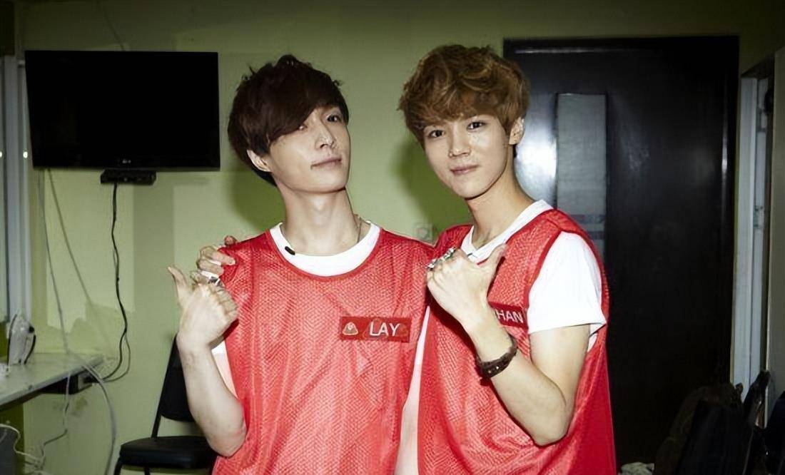 4位顶流竟然拿不出一首经典之作,令人悲哀_鹿晗_代表作_华晨宇