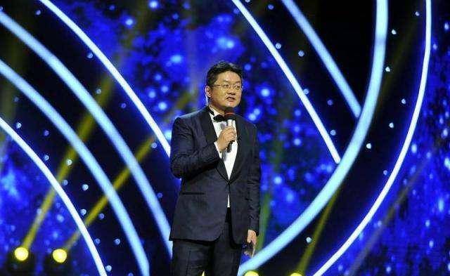 原创体育名嘴张斌被妻子当众揭短被质疑与搭档马凡舒有染