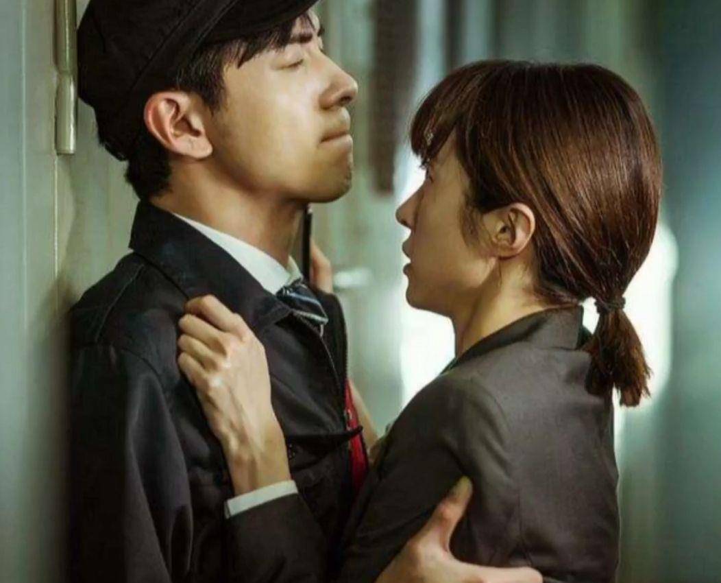 围观完"心机男"张铭恩的分手段位,才明白"撕"错了这些男明星_胡冰卿