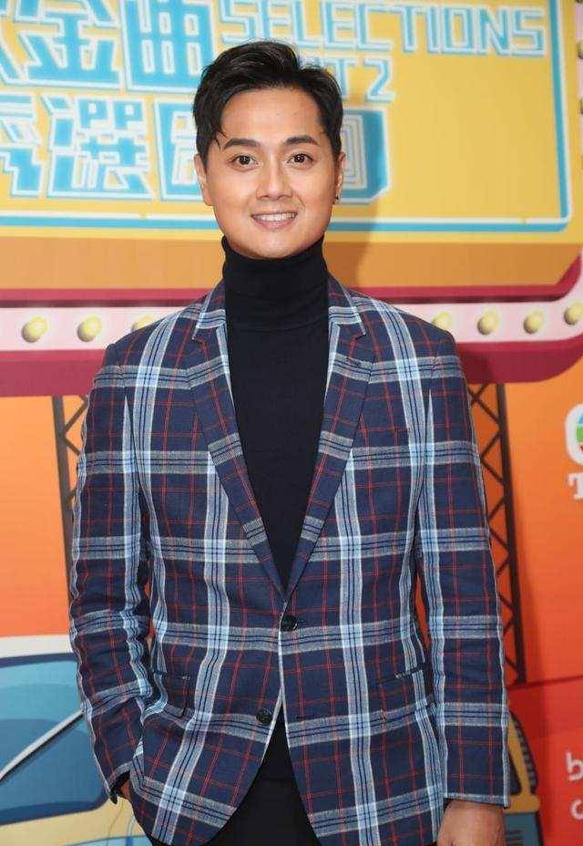 除此之外,他也想要赶快组织属于自己的家庭,相信这与郑俊弘早年的经历