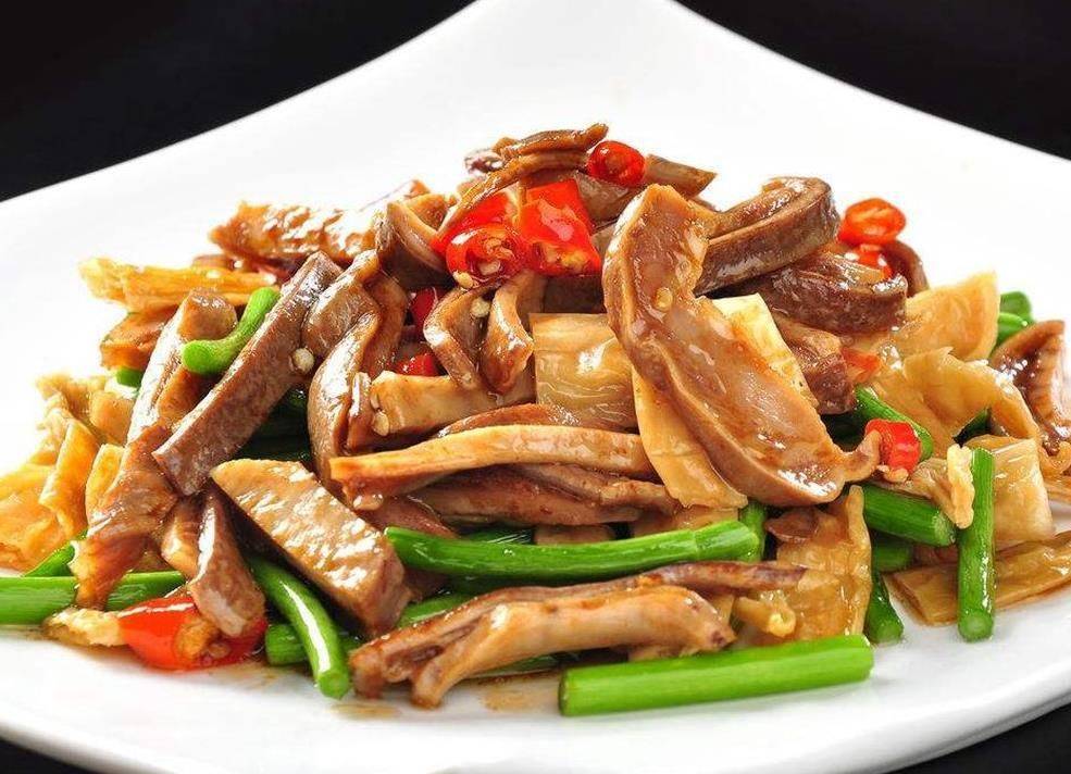 脆肚口感脆嫩,味道咸鲜香辣,那是超级下饭的菜