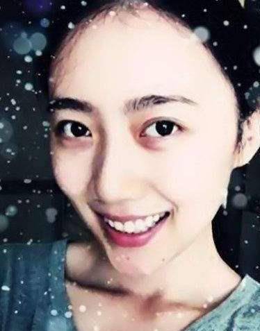 她是吴若甫小22岁妻子,为老公放弃事业,成就娱乐圈老夫少妻佳话_刘莎