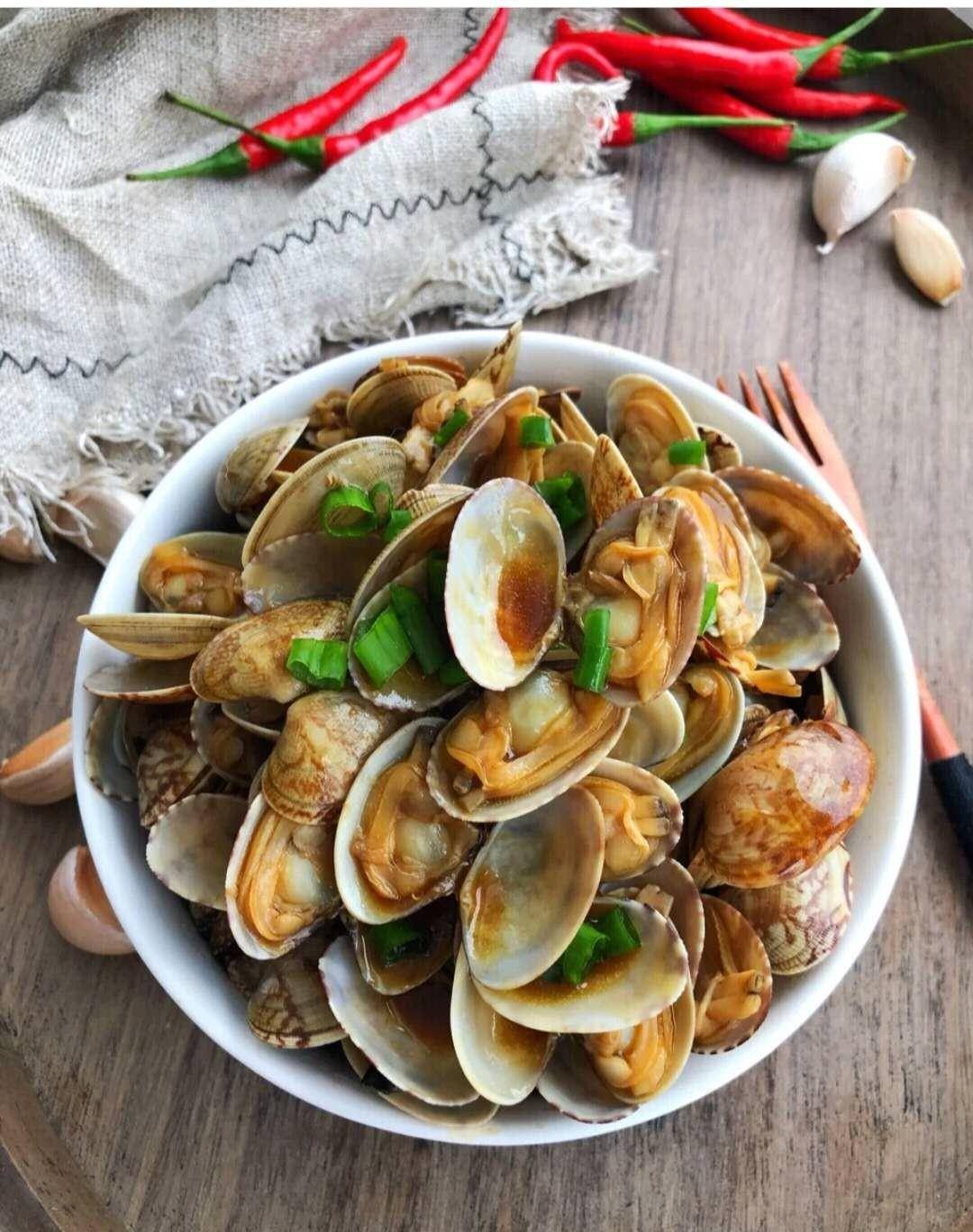 原创轻松几步制作超好吃的家常菜之蚝油花蛤