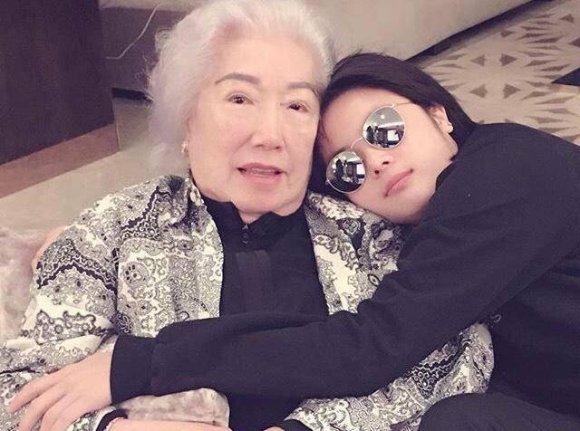 王祖贤还好没嫁林建岳,看到林建岳母亲面相,就知道不好"伺候"_谢玲玲