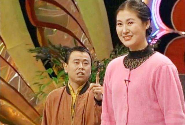 喜剧演员黄晓娟:先后痛失3位亲人,丈夫和儿子支持着她走出伤痛_母亲