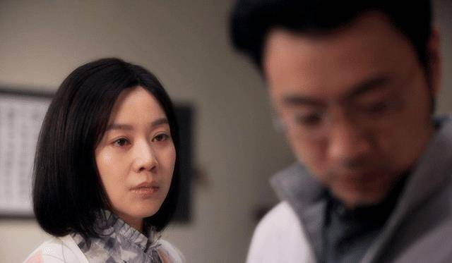 再看万箭穿心才理解马学武跳江前将情人照片夹在书中有多狠