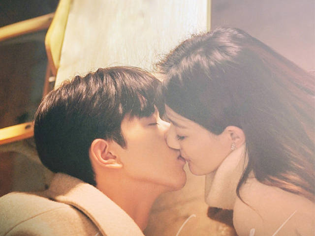 原创光看良辰美景好时光的海报就感觉徐璐和林一的cp感十足