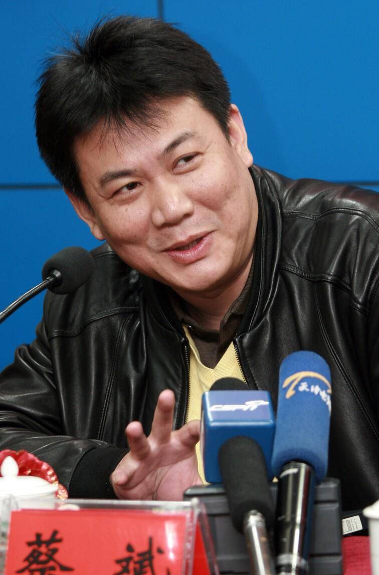 中国女排最大的问题是蔡斌,而不是袁心玥,王媛媛,靳野,王允熙_惠若琪