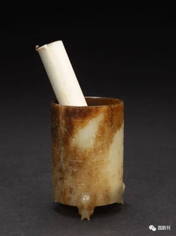 文房用玉文人雅士的珍贵之物玉笔筒