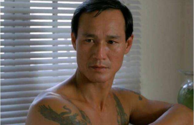 原创陈惠敏为何曾跟李小龙齐名他年轻时的照片告诉我们答案