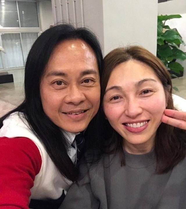 古巨基与妻子近照曝光,妻子很丑,但他却爱妻如命_陈韵晴_生活_照片