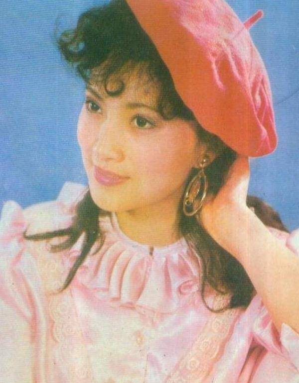 她是"西子姑娘",80年代挂历女神,15岁出道,35年零绯闻_李勇勇_阮星竹