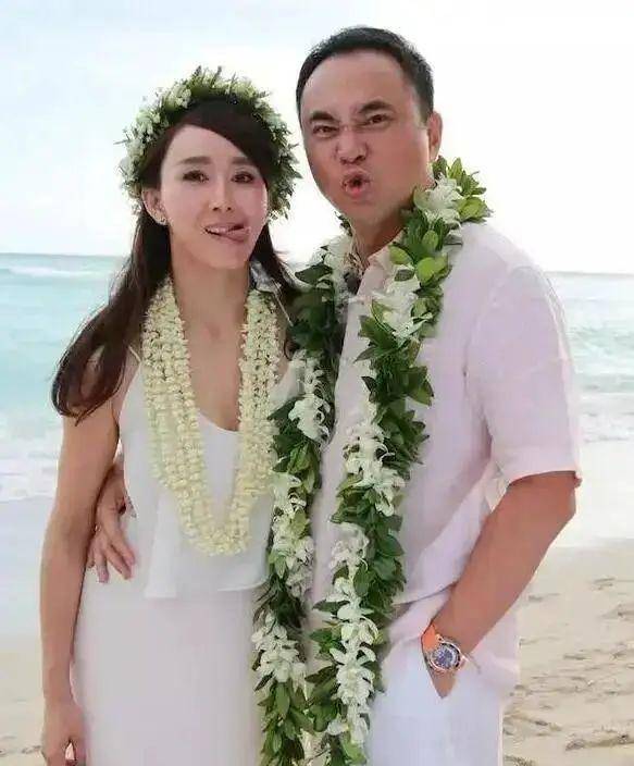 首位中国籍马来西亚拿汀胡静的跨国婚姻:你是首富,我也不差_朱兆祥
