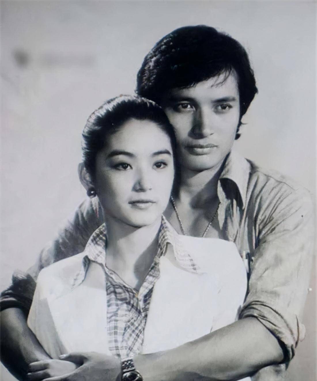 萧芳芳母亲让6岁女儿辍学挣钱养家不满意秦祥林做女婿