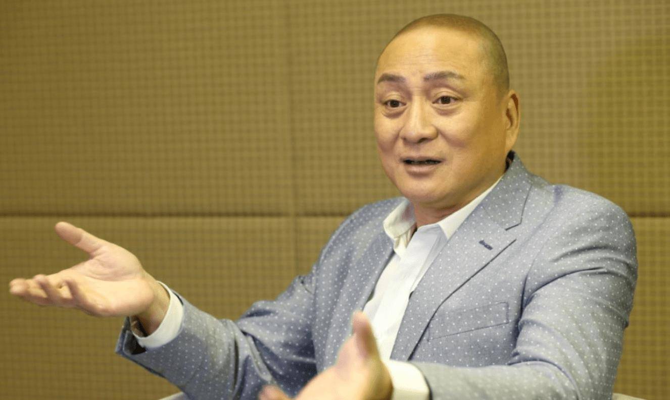 毕竟,时间是一把杀猪刀,当我年轻的时候,我不忍心直视它_狄龙_唐振业