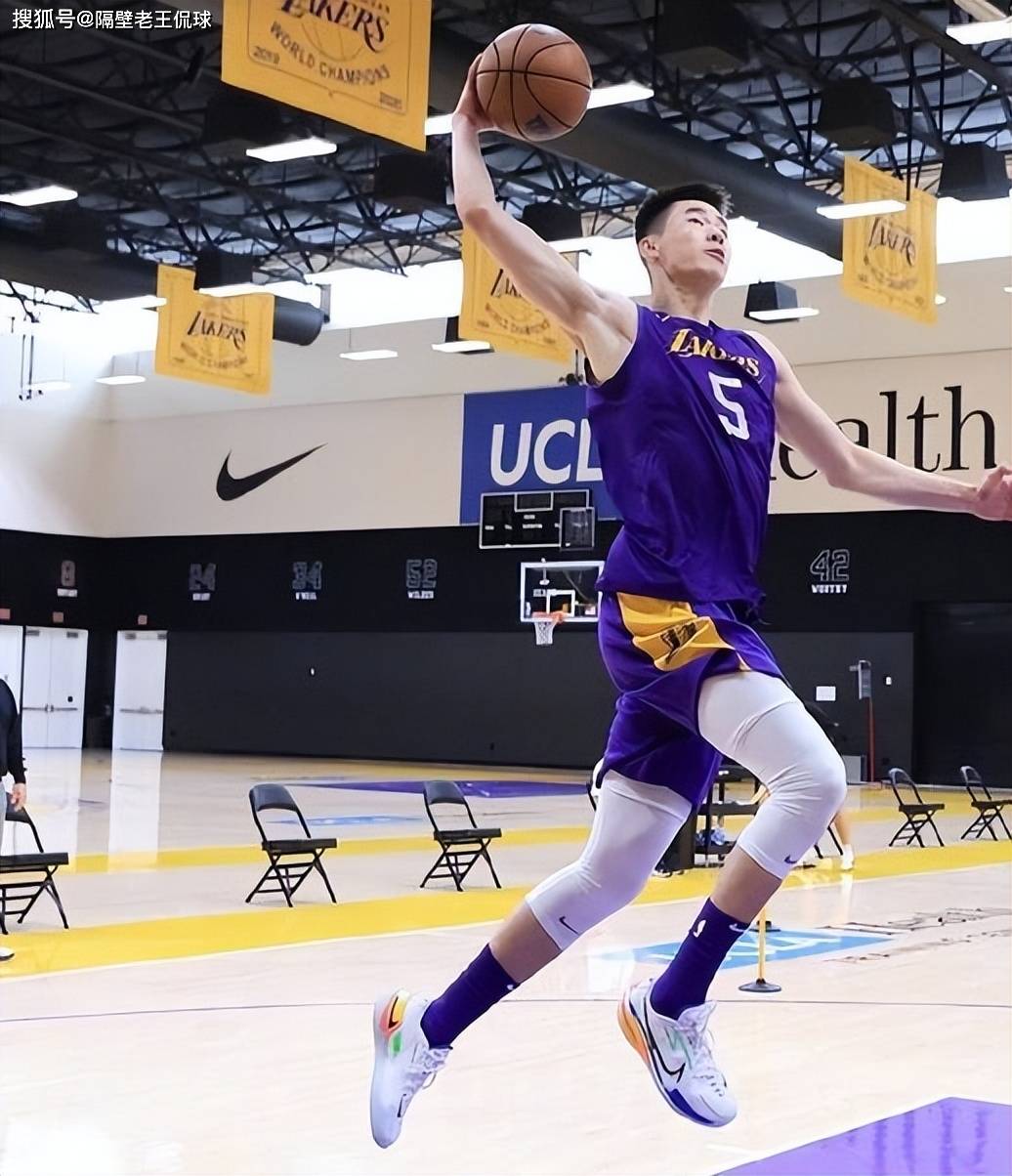 火箭首轮三大目标曝光,曾凡博或次轮选中_交易_1_魔术